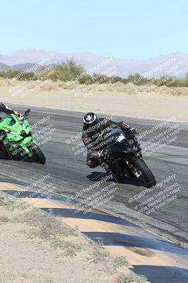 media/Dec-04-2025-Racers Edge (Thu) [[5ebc9f124d]]/3-B Group/7-Session 4 (Turn 10 Inside)/